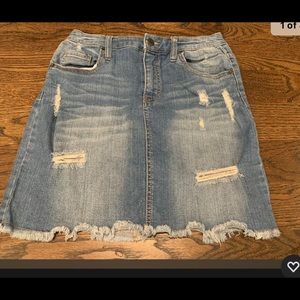 Mossimo Juniors Distressed Jean Skirt  Size 8/29